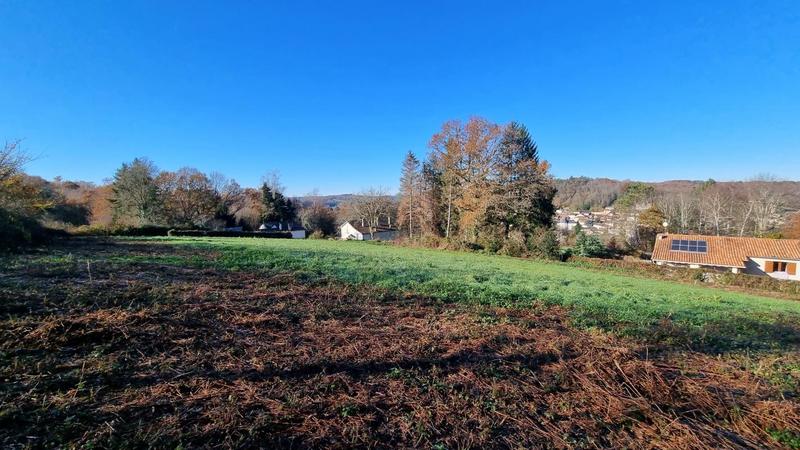 Terrain - 2 500 m²