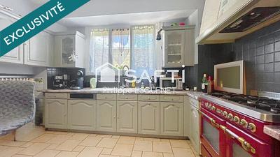 Maison - 169 m² - 8 pièces