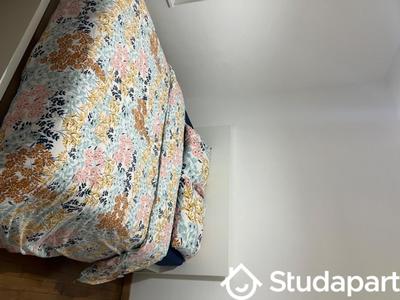 Chambre - 9 m² - 1 pièce