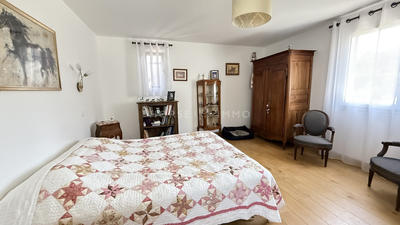 Maison - 200 m² - 6 pièces