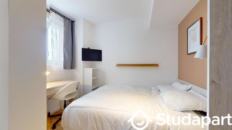 Chambre - 9 m² - 1 pièce