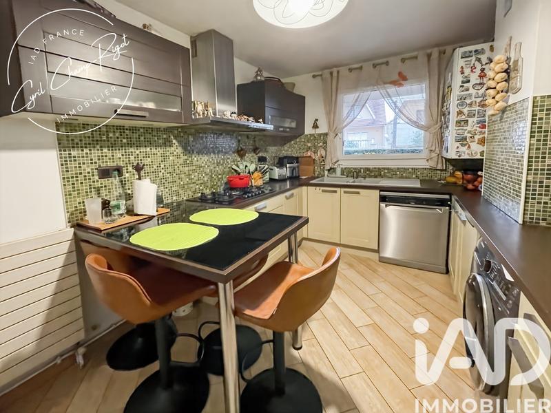 Appartement - 104 m² - 5 pièces