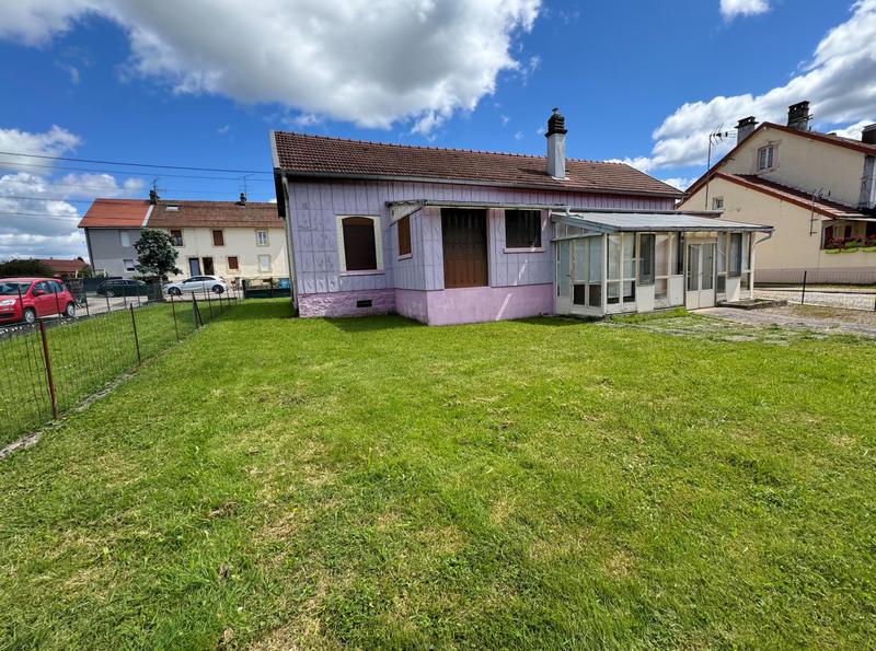 Maison - 99 m² - 5 pièces