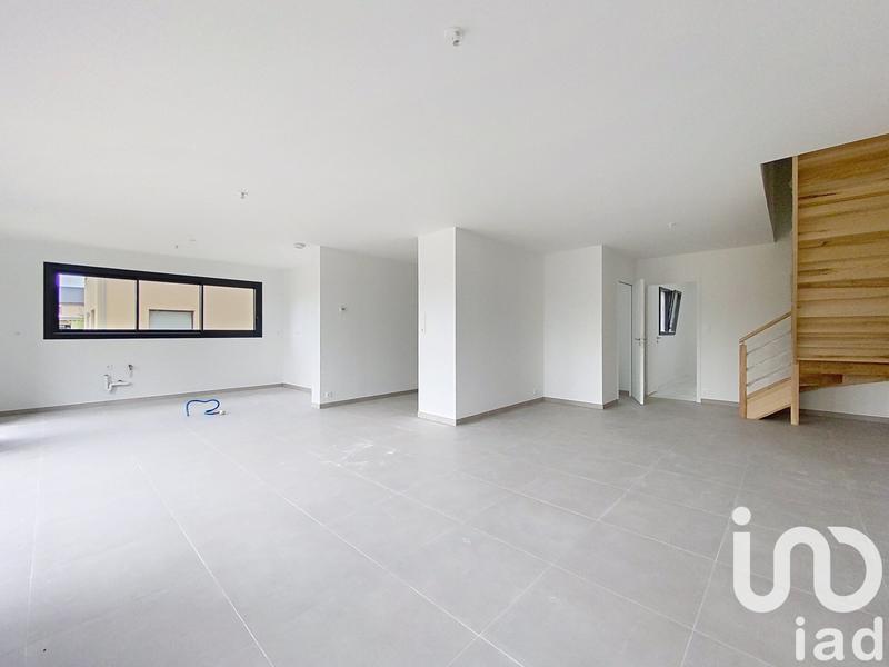 Maison - 139 m² - 5 pièces