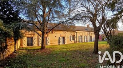 Maison de village - 198 m² - 9 pièces