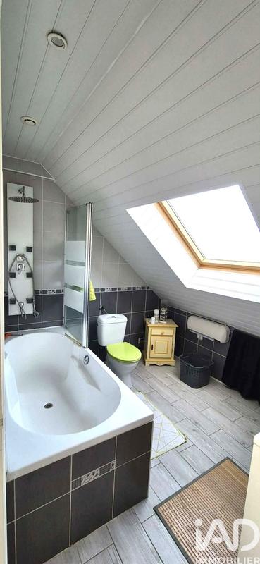 Maison - 97 m² - 5 pièces