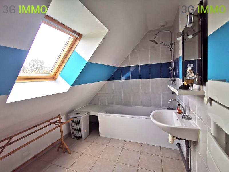 Maison traditionnelle - 101 m² - 6 pièces