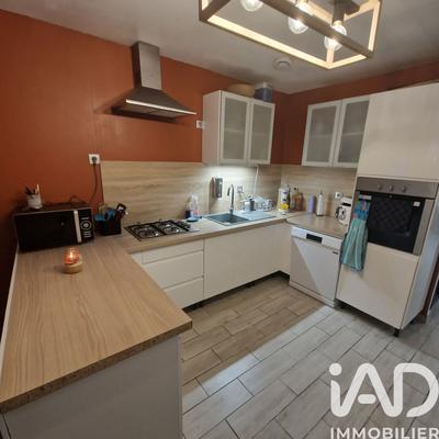 Maison - 105 m² - 4 pièces