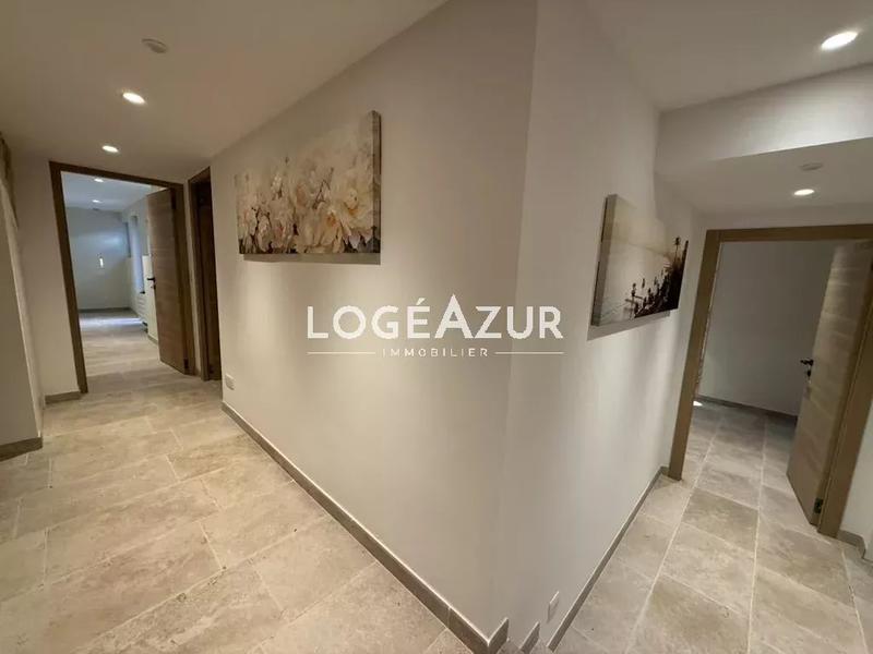 Appartement - 106 m² - 5 pièces