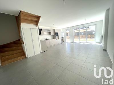 Maison - 109 m² - 6 pièces