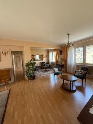 Appartement - 102 m² - 4 pièces