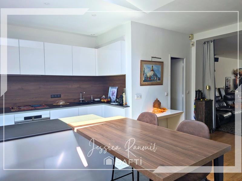 Maison - 163 m² - 5 pièces