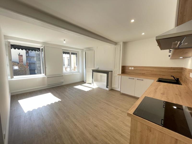 Appartement - 75 m² - 3 pièces