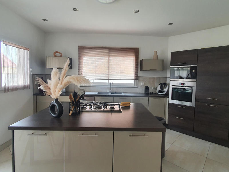 Maison - 160 m² - 7 pièces