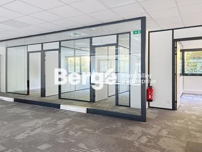 Bureau - 429 m²