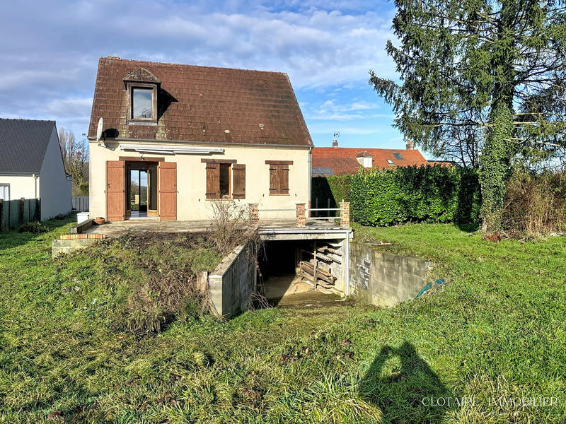 Maison traditionnelle - 85 m² - 5 pièces