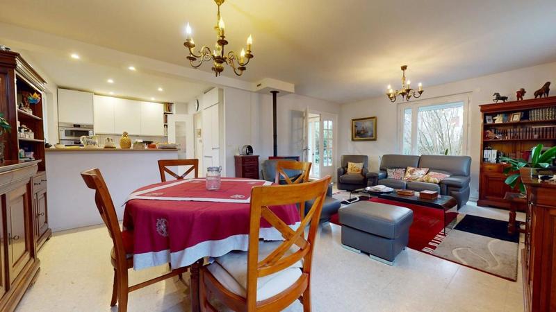 Maison - 132 m² - 6 pièces