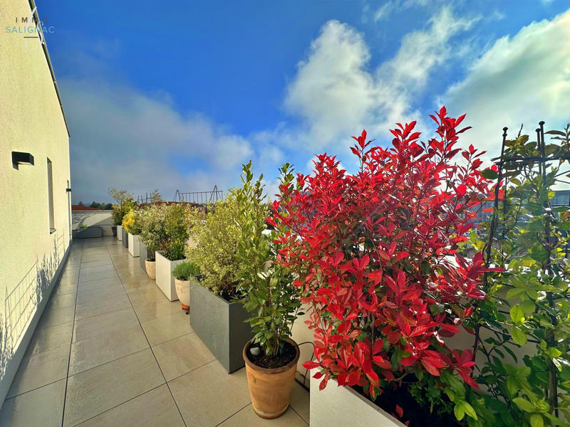 Appartement - 92 m² - 4 pièces