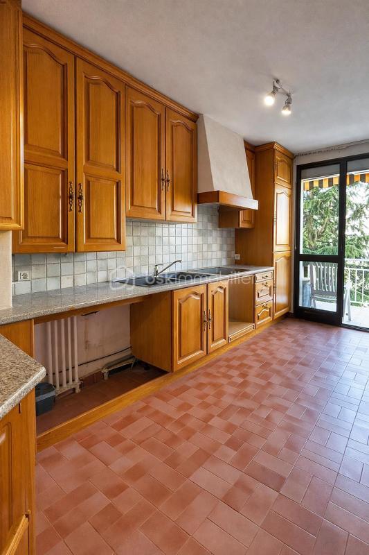 Appartement - 80 m² - 3 pièces