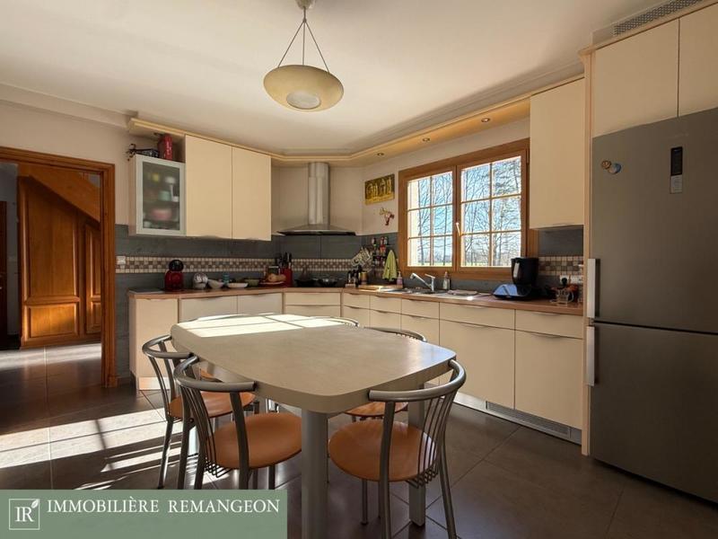 Longère - 238 m² - 9 pièces