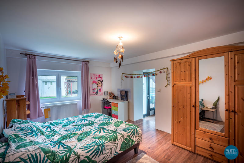 Maison - 390 m² - 11 pièces