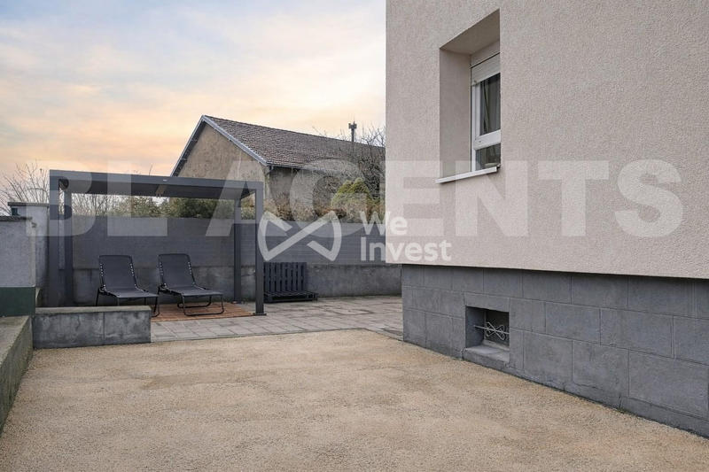 Maison - 97 m² - 5 pièces