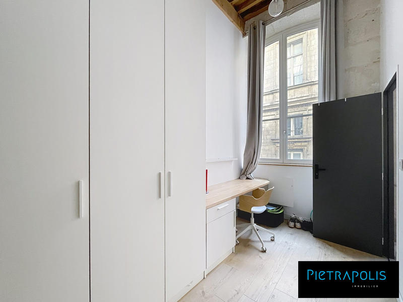 Appartement - 87 m² - 5 pièces