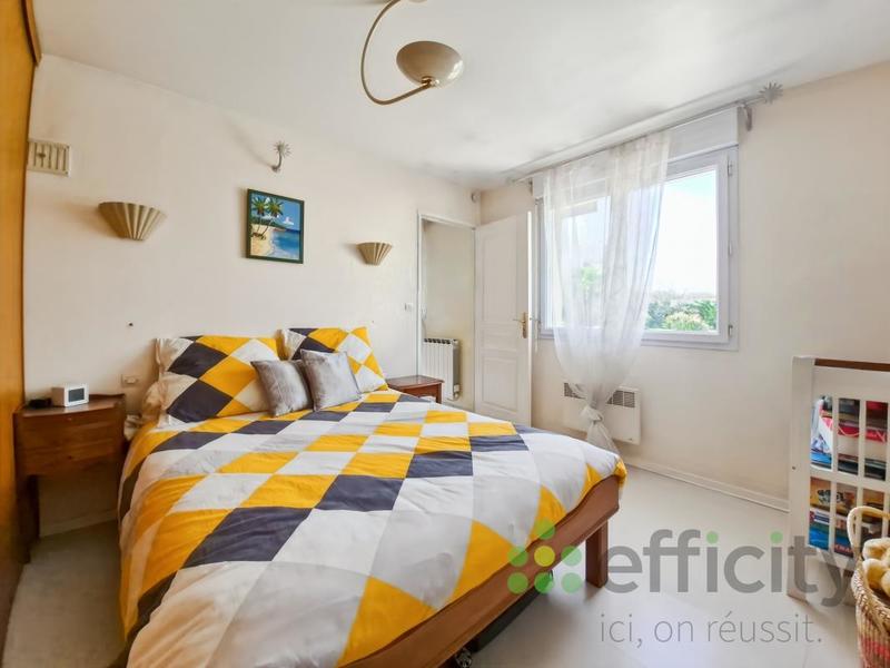 Pavillon - 287 m² - 10 pièces