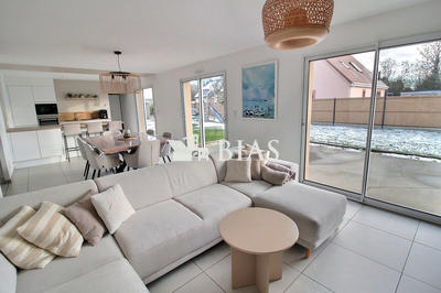 Maison contemporaine - 121 m² - 5 pièces