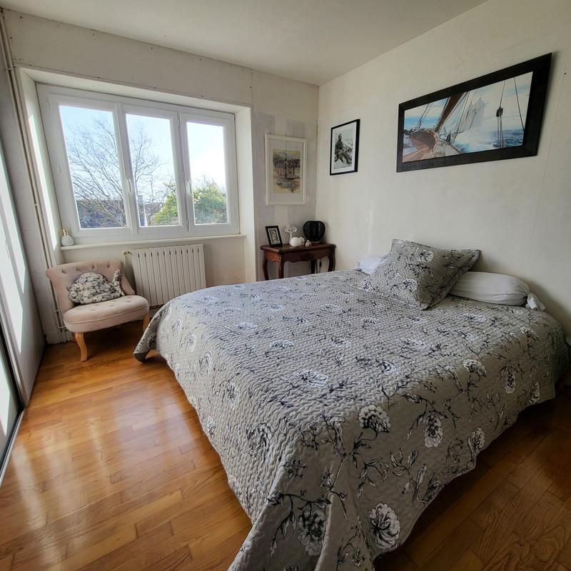 Maison de village - 184 m² - 8 pièces