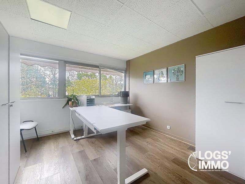 Bureau - 150 m² - 7 pièces