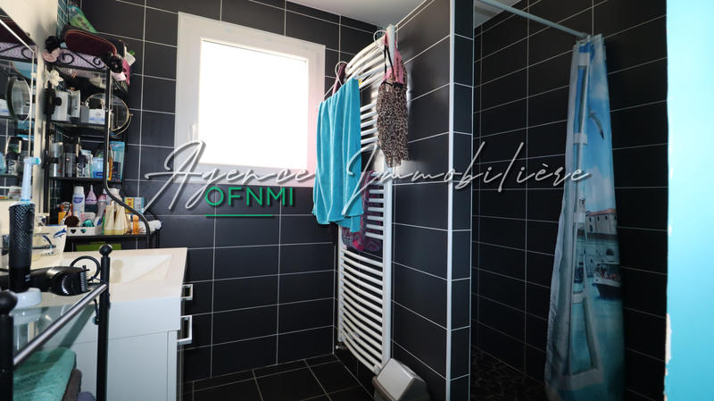 Maison - 98 m² - 4 pièces