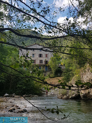 Mas - 770 m² - 27 pièces