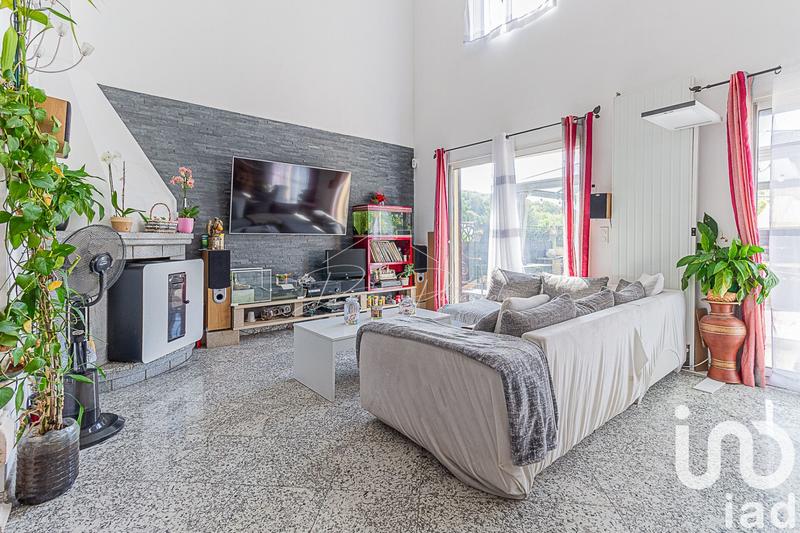 Maison - 178 m² - 7 pièces