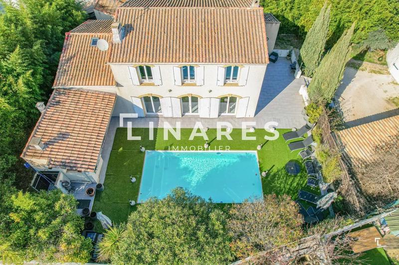 Maison - 162 m² - 5 pièces