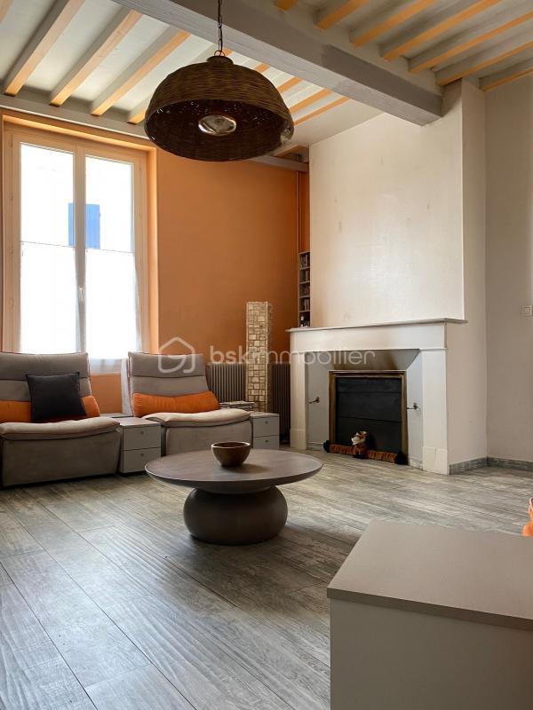 Maison de ville - 280 m² - 8 pièces