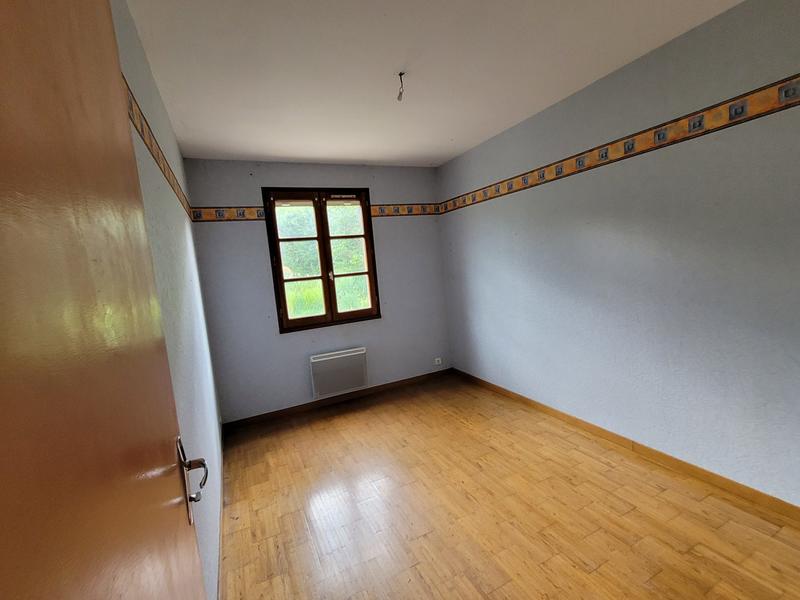 Maison - 95 m² - 6 pièces