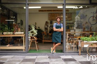 Local commercial - 142 m²