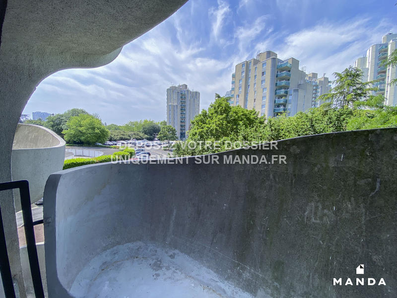 Chambre - 10 m² - 5 pièces