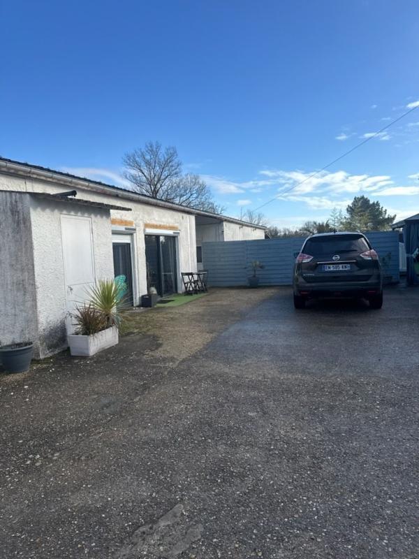 Propriété - 266 m² - 7 pièces