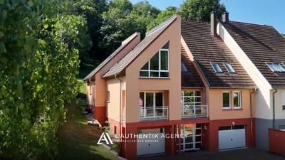 Maison - 223 m² - 9 pièces