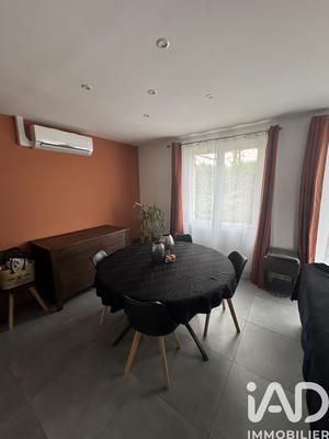 Maison - 96 m² - 4 pièces