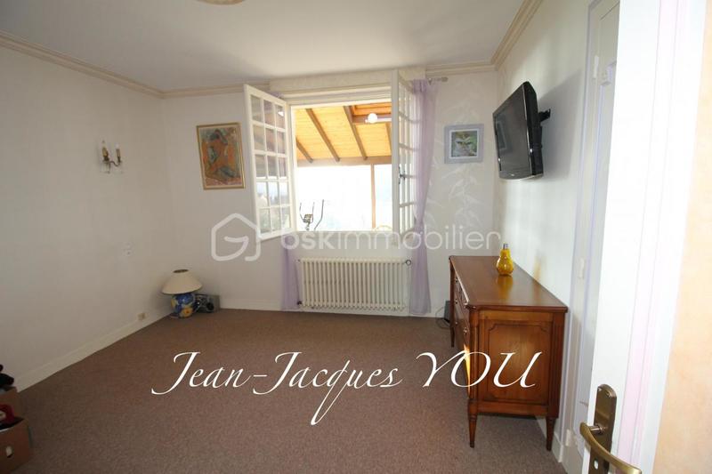 Maison de village - 230 m² - 9 pièces