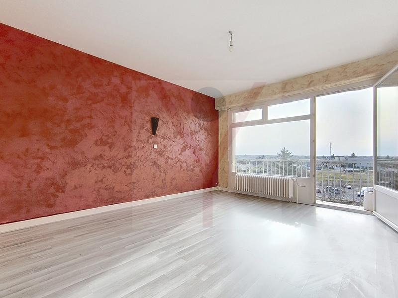 Appartement - 81 m² - 4 pièces