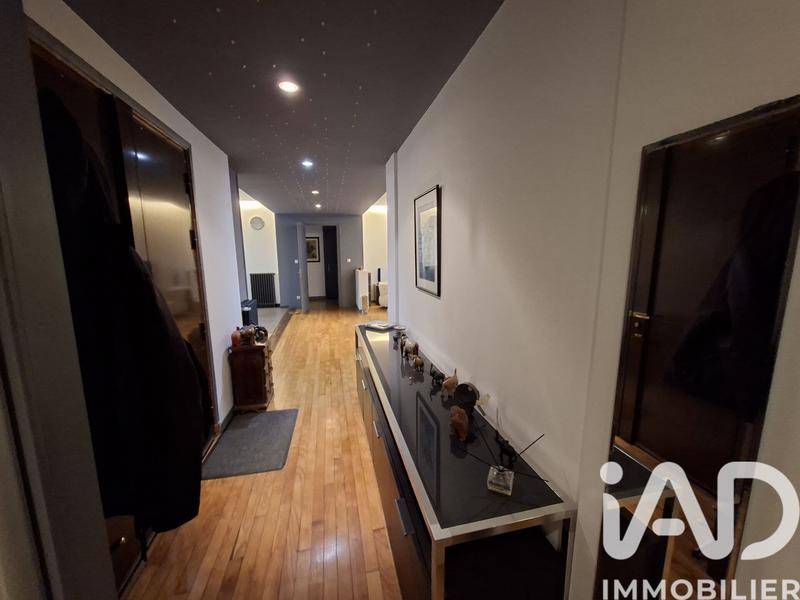 Appartement - 138 m² - 6 pièces