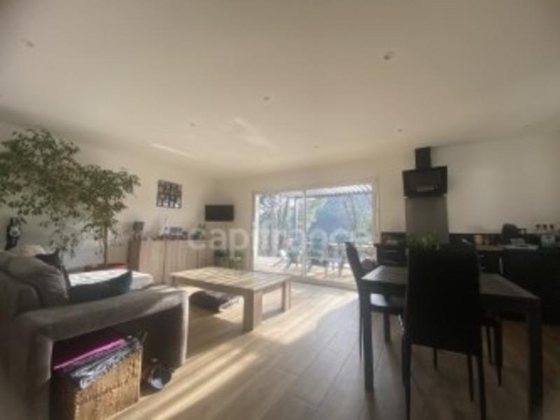 Maison - 79 m² - 4 pièces