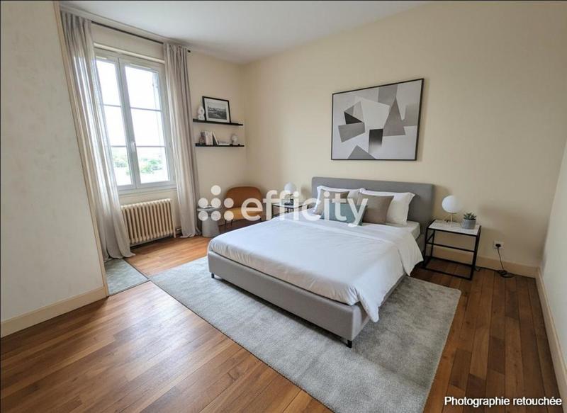 Maison - 184 m² - 7 pièces