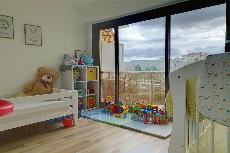 Appartement - 96 m² - 4 pièces