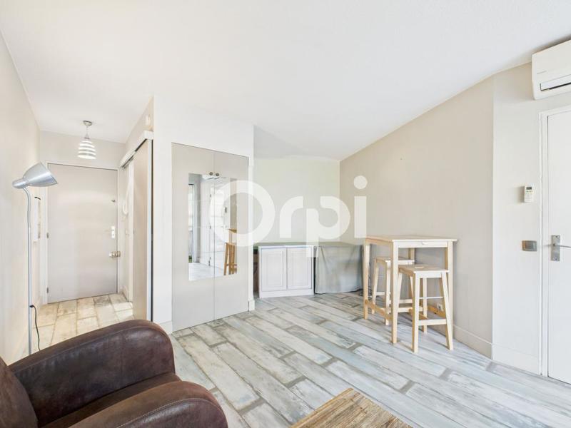 Studio - 28 m² - 1 pièce