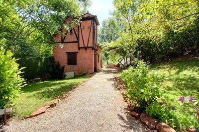 Maison - 160 m² - 8 pièces